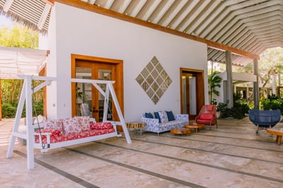 Luxury Villa Photo #18