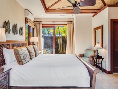 Luxury Villa Photo #27