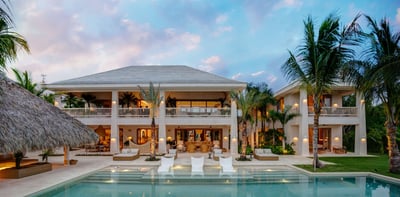 Luxury Villa Photo #10