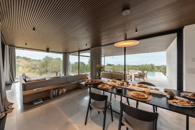 Luxury Villa Photo #11