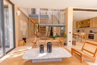 Luxury Villa Photo #22