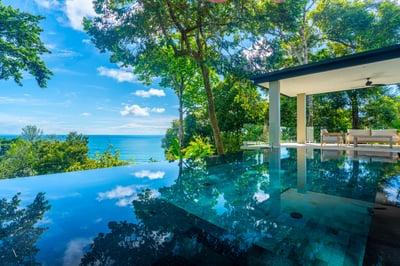 Luxury Villa Photo #13
