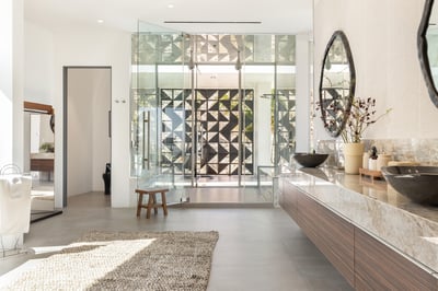 Luxury Villa Photo #37