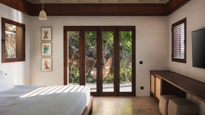 Luxury Villa Photo #20