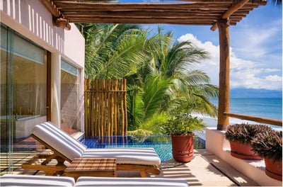 Luxury Villa Photo #18