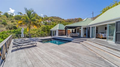 Luxury Villa Photo #2
