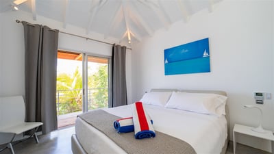 Luxury Villa Photo #43