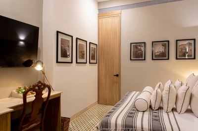 Luxury Villa Photo #38