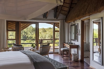 Luxury Villa Photo #4