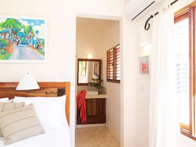 Luxury Villa Photo #31