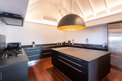 Kitchen & Dining Area: Fully equipped kichen, oven, microwave, filter coffee maker and Nespresso cof
