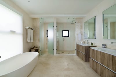 Luxury Villa Photo #22