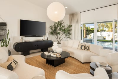 Luxury Villa Photo #32