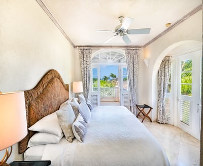 Luxury Villa Photo #7