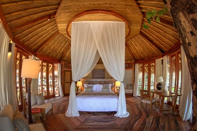 Luxury Villa Photo #13