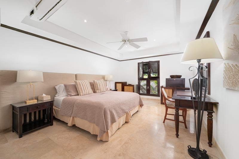 Coral Cove Penthouse 15