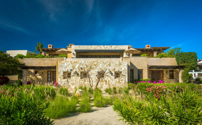 Luxury Villa Photo #17