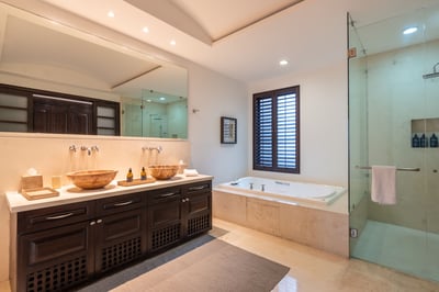 Luxury Villa Photo #24