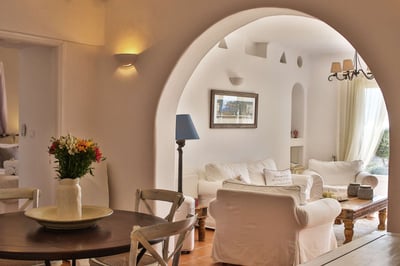 Luxury Villa Photo #11