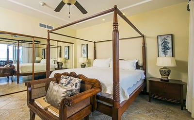 Luxury Villa Photo #7