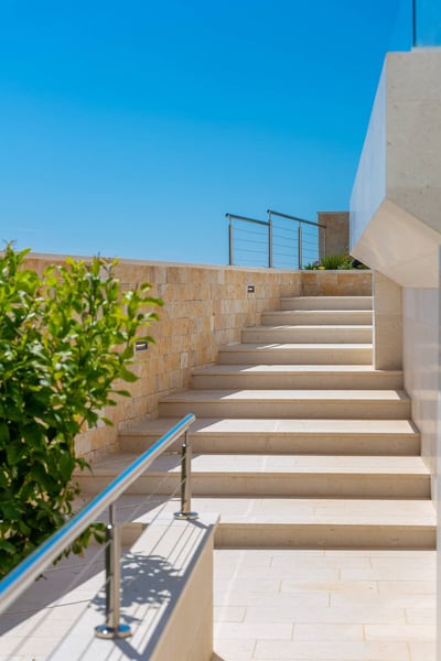 Luxury Villa Photo #32