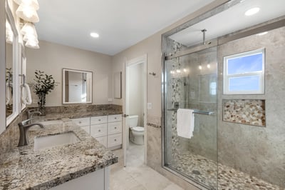 Luxury Villa Photo #33