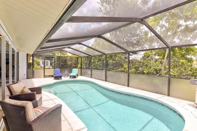 Luxury Villa Photo #3