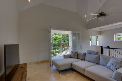Luxury Villa Photo #22