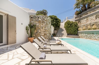 Luxury Villa Photo #7