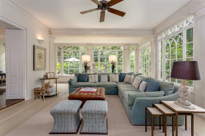 Luxury Villa Photo #18