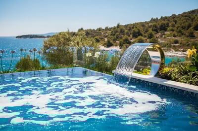 Luxury Villa Photo #8