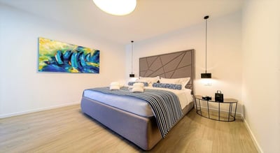 Luxury Villa Photo #30