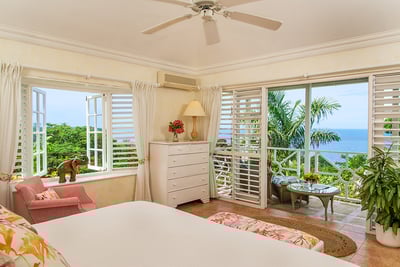 Luxury Villa Photo #21