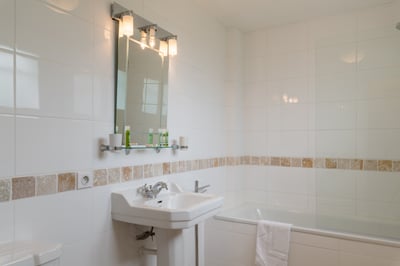 Luxury Villa Photo #32