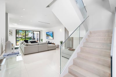 Luxury Villa Photo #17