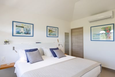 Luxury Villa Photo #24
