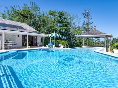 Luxury Villa Photo #2