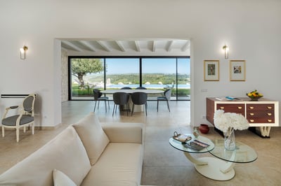 Luxury Villa Photo #29