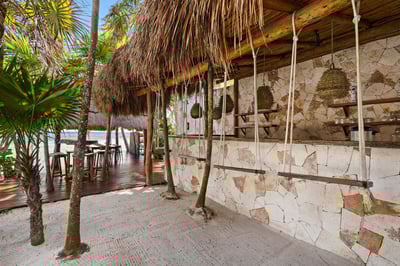 Luxury Villa Photo #17