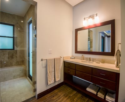 Luxury Villa Photo #32