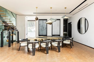 Luxury Villa Photo #14