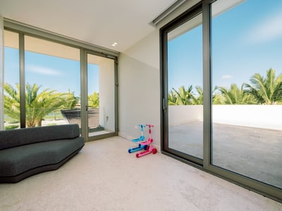 Large luxury villa with full staff and ocean views