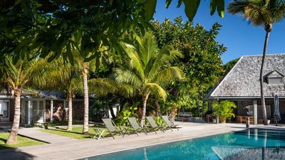 Luxury Villa Photo #15