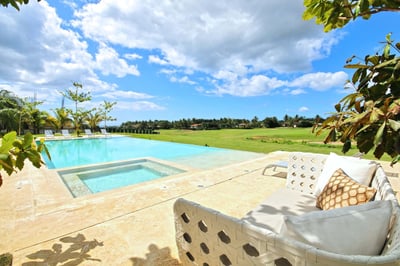 Luxury Villa Photo #2