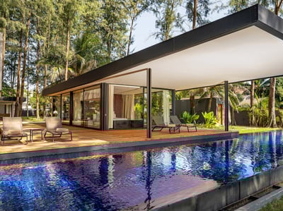 Luxury Villa Photo #12