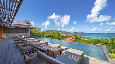 Luxury Villa Photo #2