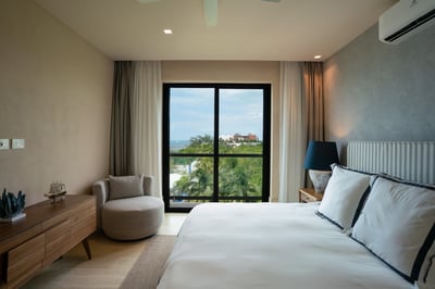 Luxury Villa Photo #17
