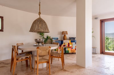 Luxury Villa Photo #36