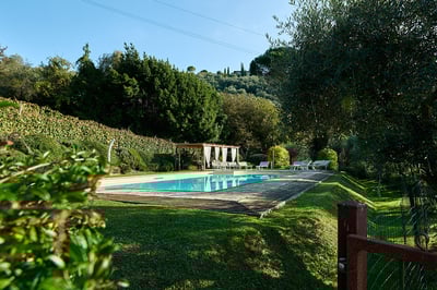 Luxury Villa Photo #2