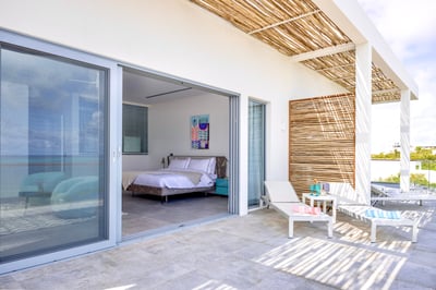 Luxury Villa Photo #34